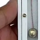 

1 шт. 1: 12 кукольный домик деревянные напольные часы и антикварный колокольчик модель миниатюрная игрушка кукольный дом ресторан сцена аксессуары