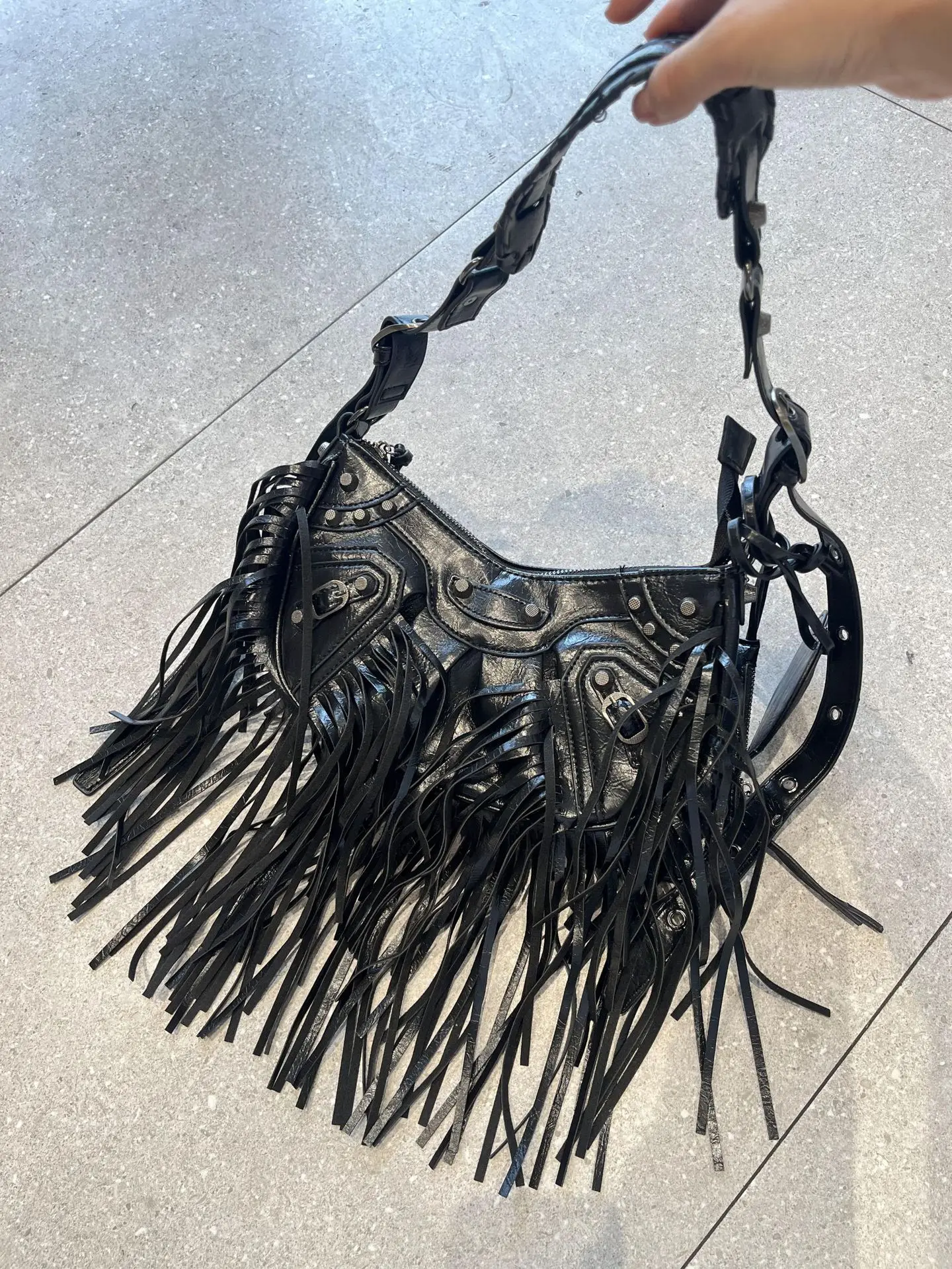 

Luxury Long Tassel Design Women Crossbody Bags Soft PU Leather Female Shoulder Bag Weave Messenger Sling Bag Big Bolsa Feminina