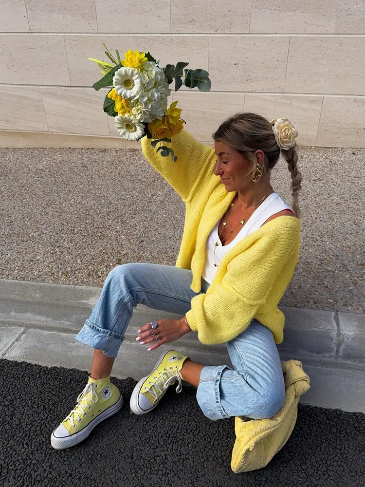 Nuevo cárdigan de punto amarillo suave suelto de manga larga Top diario cómodo coreano todo fósforo Otoño Invierno cálido suéter de mujer abrigo