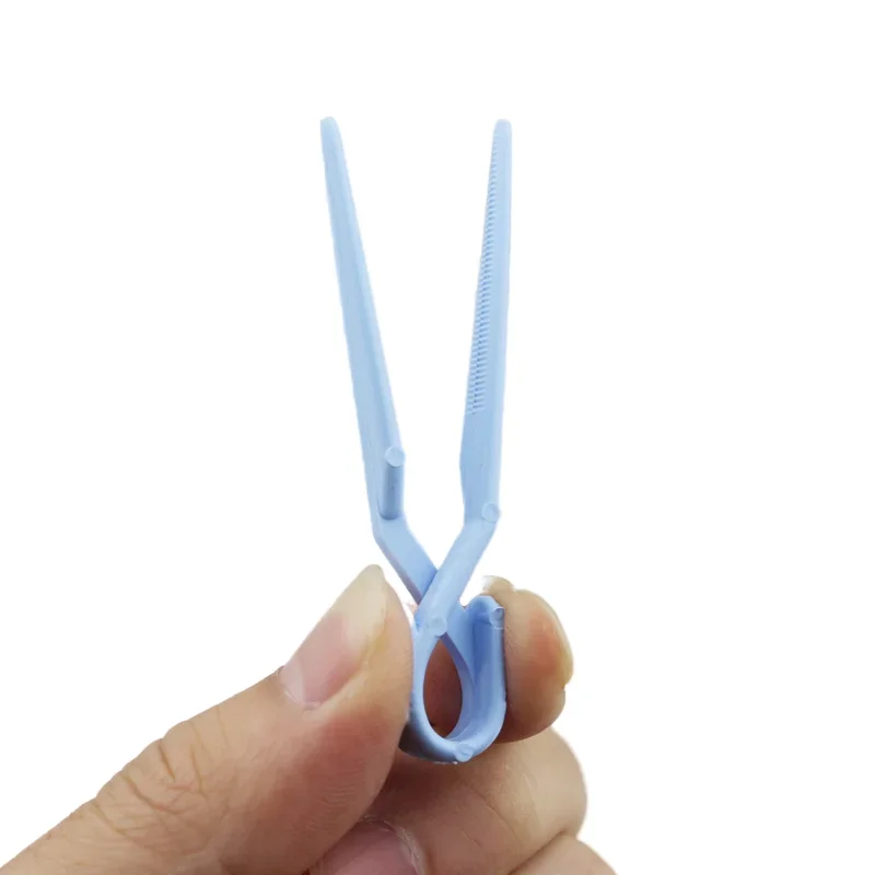 10pcs เล็บคลิปดูแลภาษาโปลิชคํารั่วไหลรุ่นภาษาโปลิชคํากาว Overflow Nail Art รูปแบบเครื่องมือคลิปภาษาฝรั่งเศสคําใช้ UV เจลป้องกันนิ้วมือ