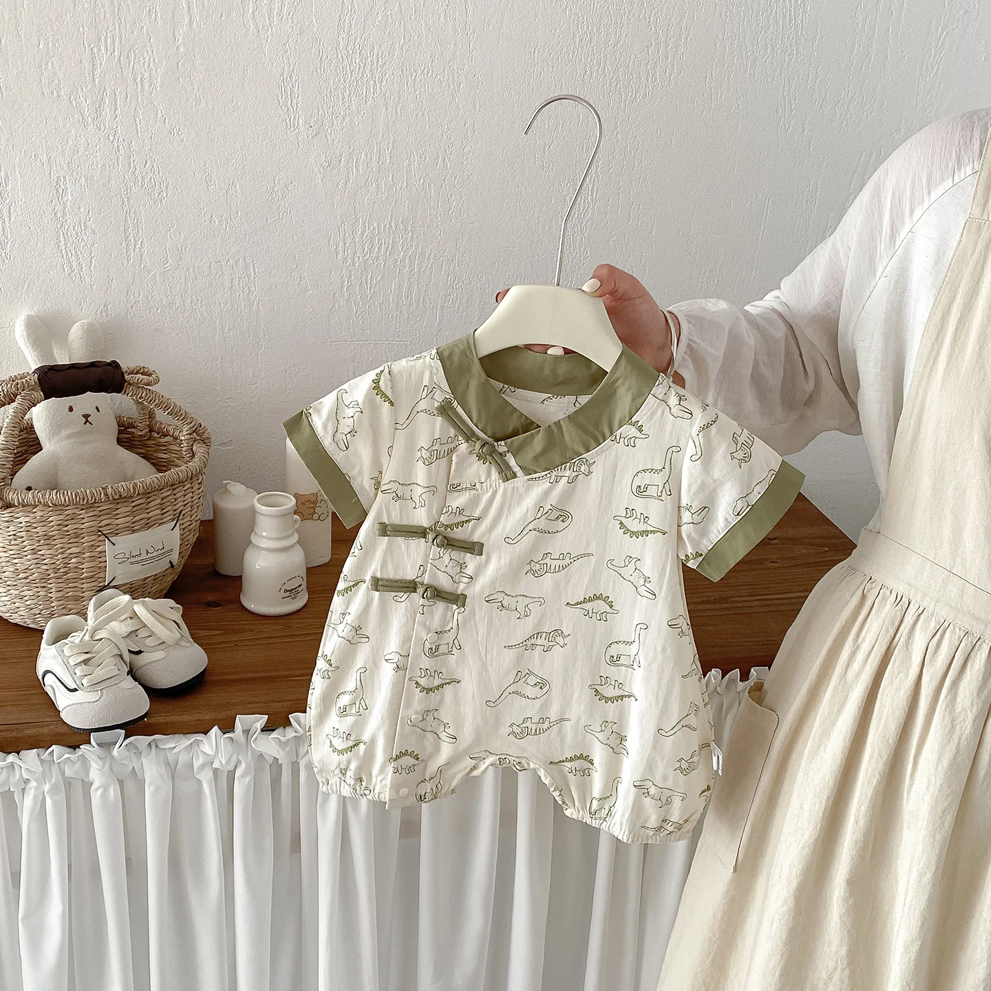 Macacão de Algodão para Bebê Recém-Nascido, Verão, Cintura Alta, Com Botões, Respirável, Leve, Estampado com Desenhos de Cart...