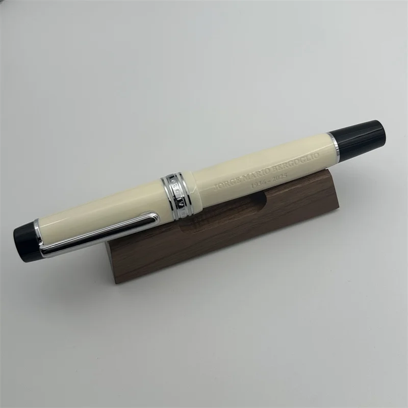 

Sublime WingSung 930 Resin Piston Fountain Pen N0.9 Iraurita F/M/B Nib Gold/Silver Clip Business Student Writing Gift Pen