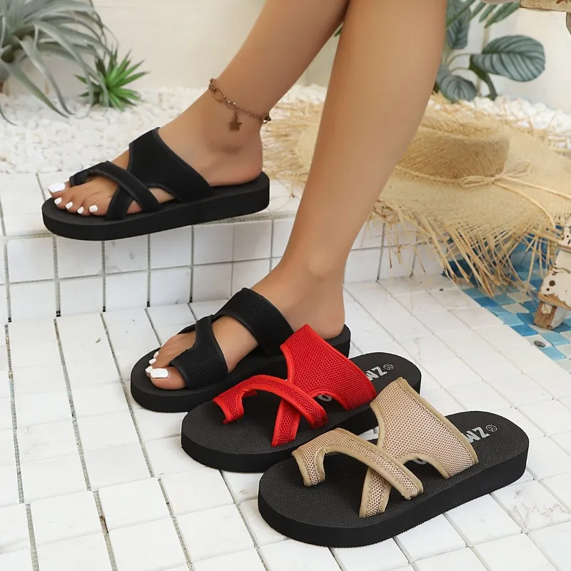 Women's Fashion Casual Sports Slippers 2026 Summer New Style Mesh Breathable Comfortable Skin-Friendly Flat Plus Size Sandals