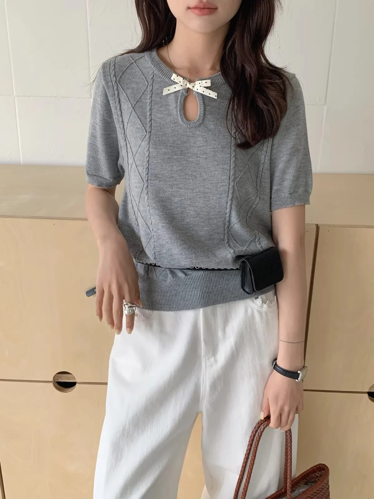 

Gray Knot Short Sleeve Knitted Shirt Korean Style Anti-Aging Summer Casual Design Women's Top Fashionable Short Length