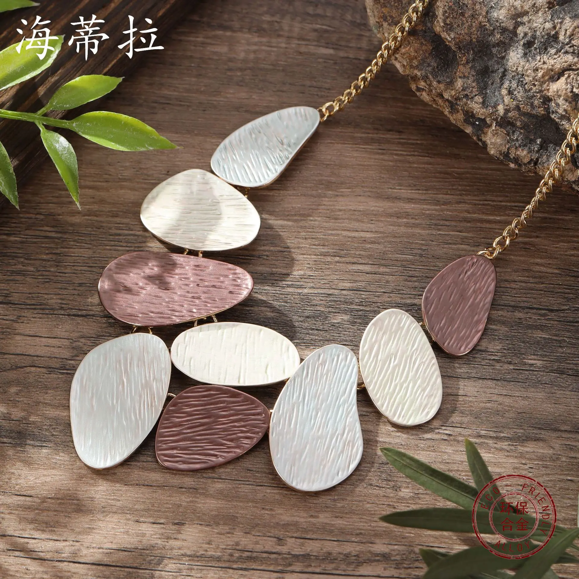 new color oil geometric oval neck chain, personalized high-end women's irregular oval neck chain