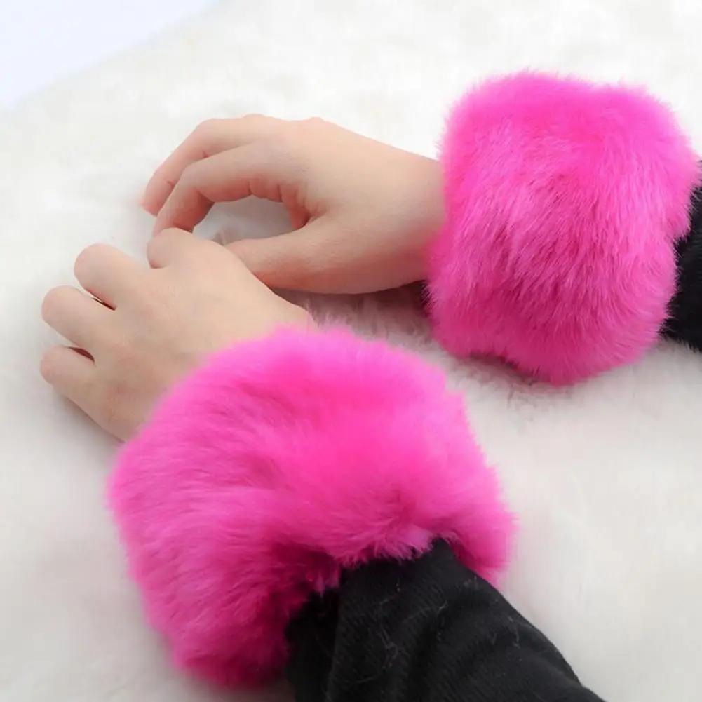 

1 Pair Women Wrist Cuff Faux Rabbit Fur Furry Fuzzy Wrist Warmer Solid Color Ladies Winter Wrist Cuff For Outdoor