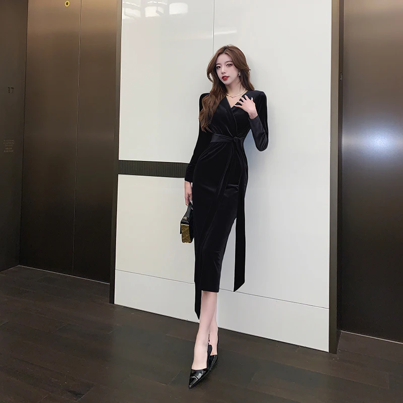 Vintage Sexy Party Black Velvet Midi Dresses for Women 2023 Autumn New Elegant Fashion Slim Lace Up Long Sleeves Female Clothing