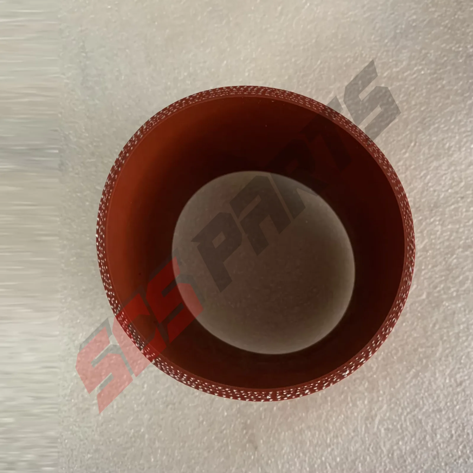 3016142   خرطوم عادي مناسب لمحرك الكمون K19 K38 K50 N14 NT855