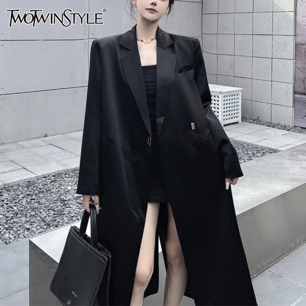 

TWOTWINSTYLE черная корейская шикарная куртка с карманами, женские свободные элитные женские куртки с лацканами и длинными рукавами, осенняя мода, новинка