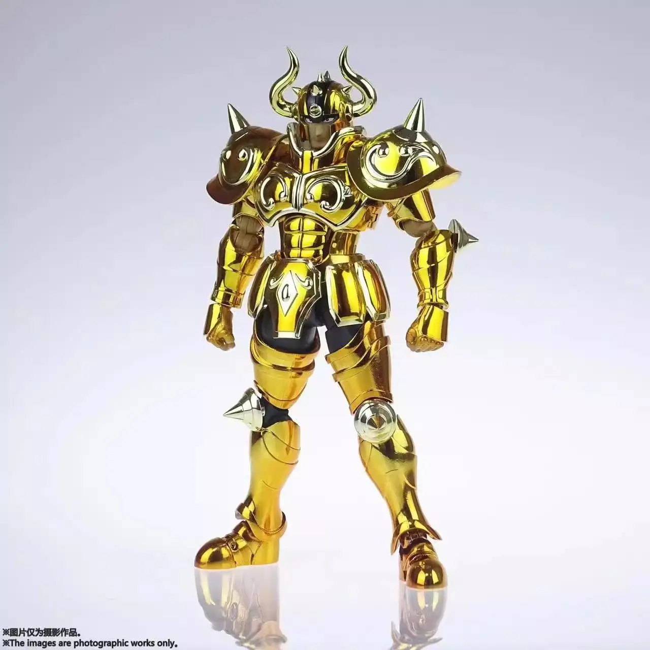 

Золотая фигурка Сент-Тельца в наличии