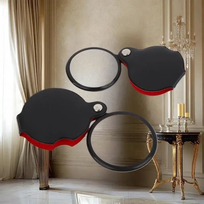 قارئ محمول قابل للطي مع تكبير صغير 8X، مغلف بالجلد، مثالي لعدسة المجوهرات، المقاسات تأتي في 50/60/70 مم