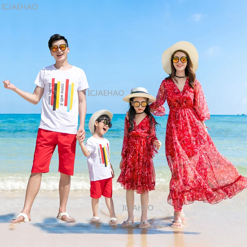 Look Family Matching Red Clothes Mom Daughter Dresses Dad Son Beach T Shirts + Shorts Two Piece Outfits Vacation Resort Holiday
