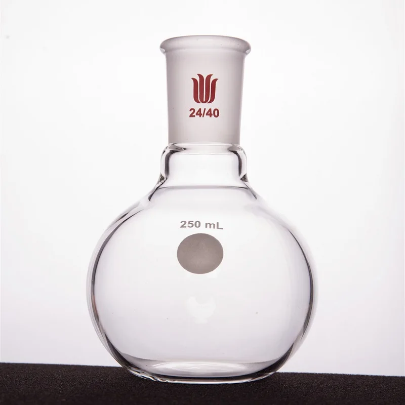 SYNTHWARE Kolba płaska z pojedynczą szyjką, złącze 24/40, pojemność 50 ml-1000 ml, szkło borokrzemianowe