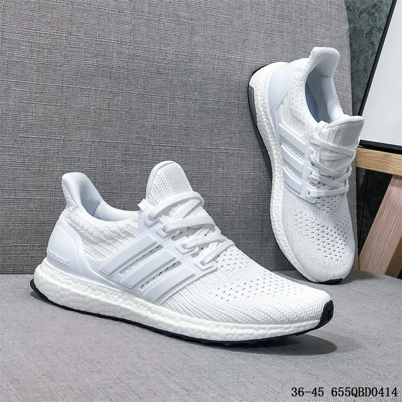 

The new 2025 model casual sports shoes are made of mesh fabric, which has good breathability. They are fashionable and versatile
