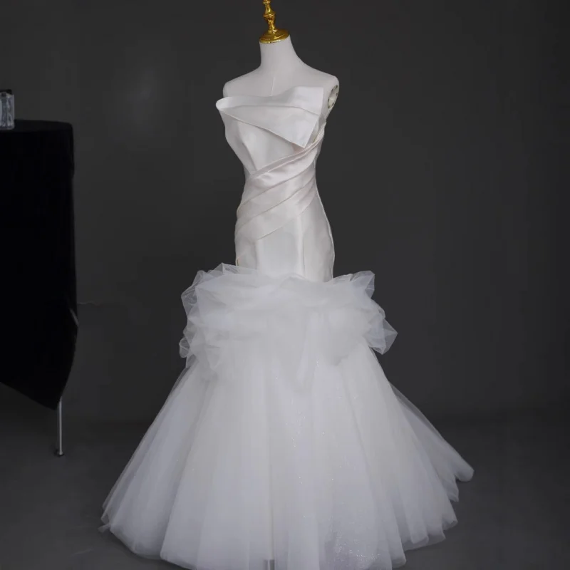 خارج الكتف حورية البحر شبكة فستان الزفاف سليم صالح المتخصصة نمط العروس اللباس الرئيسي نخب فستان مأدبة جديد في الهواء الطلق