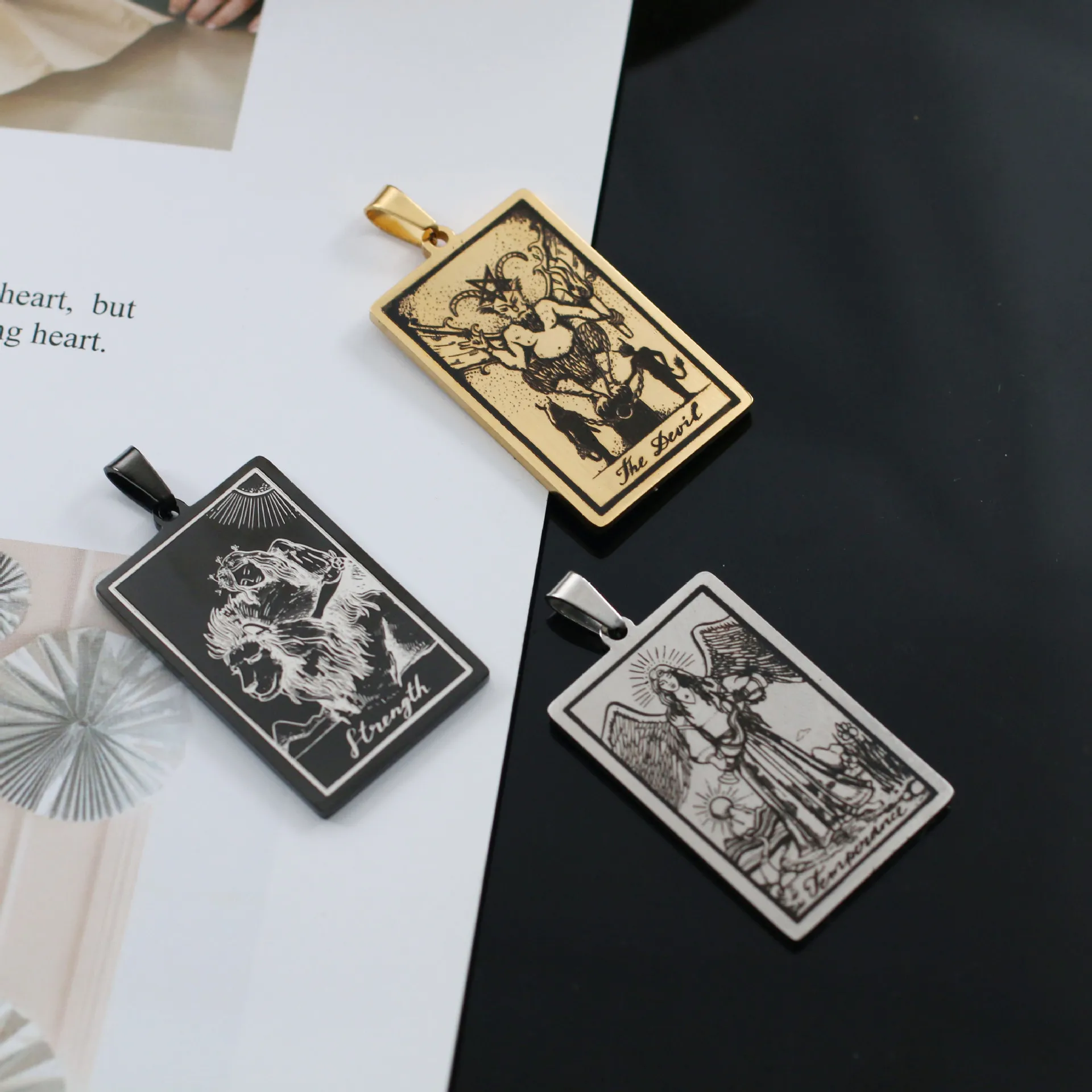 18K Gold PVD Plated Stainless Steel 22 Tarot Card Charms Pendant For Making Men Women Necklace Pendant Diy Jewelry Accessories