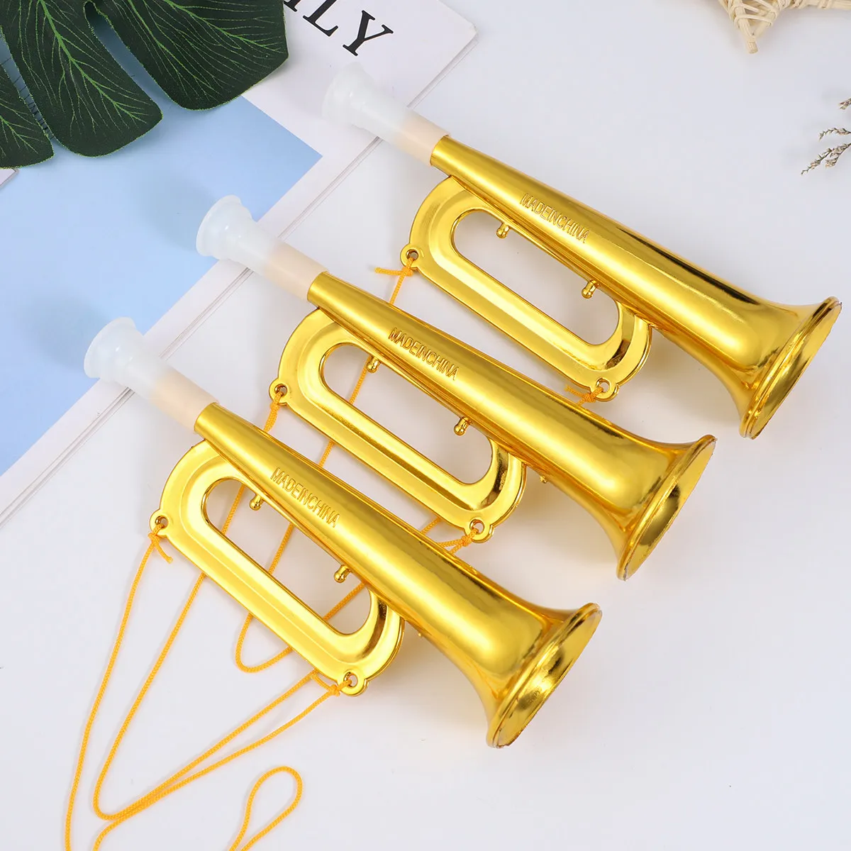 

12Pcs Plastic Kids Cheering Trumpet Horn Noise Maker Party Favor Football Match Birthday Prop Kids Plastic Trumpet