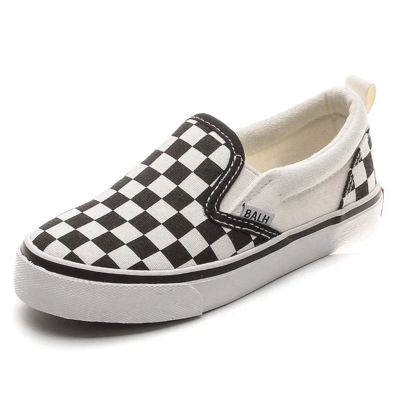 Checkerboard Pattern Children\'s Casual Slip-on Shoes Fashion Unique Kids Round Toe Breathable Comfortable Soft Thick Sole Shoes