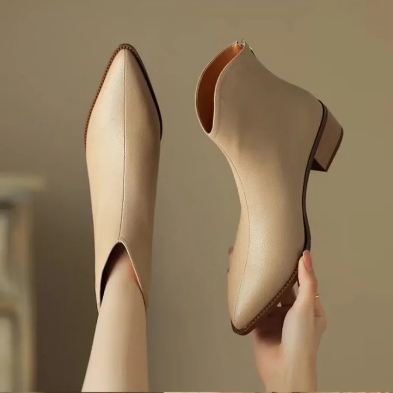 Botines informales de piel sintética para mujer, botas modernas sexys con tacón grueso y cremallera, novedad de primavera y otoño, 2023