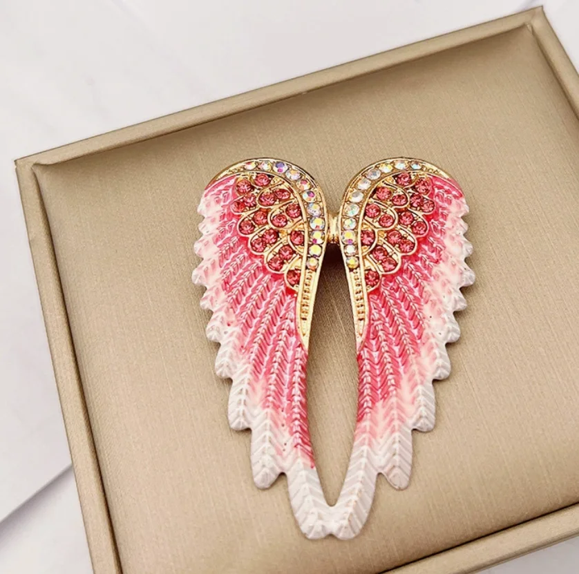 Fashion New Angel Wing Brooch Elegant And Exquisite Magpie Versatile Brooches Pins Best Party Gift Jewelry