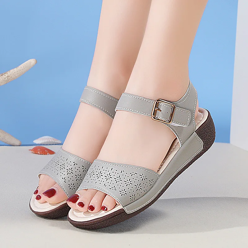 Summernew arrival cowhide carved plaidladieswear shoes thick sole rocking bottom sandals women's buckle outwear women's sandals