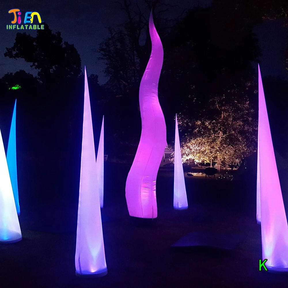 Fast Shipping Inflatable Horn บอลลูน LED Lighted Blow Up เสาสําหรับกิจกรรมกลางแจ้งงานปาร์ตี้ตกแต่ง