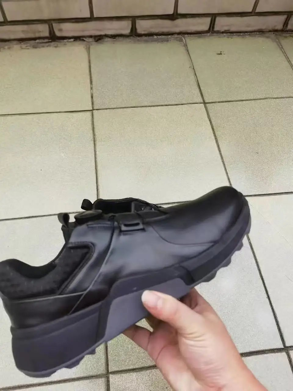 

Unisex Golf Shoes: Comfortable, Versatile and Stylish Quick-Lacing Golf Training Shoes: Slip-Resistant Sports Footwear