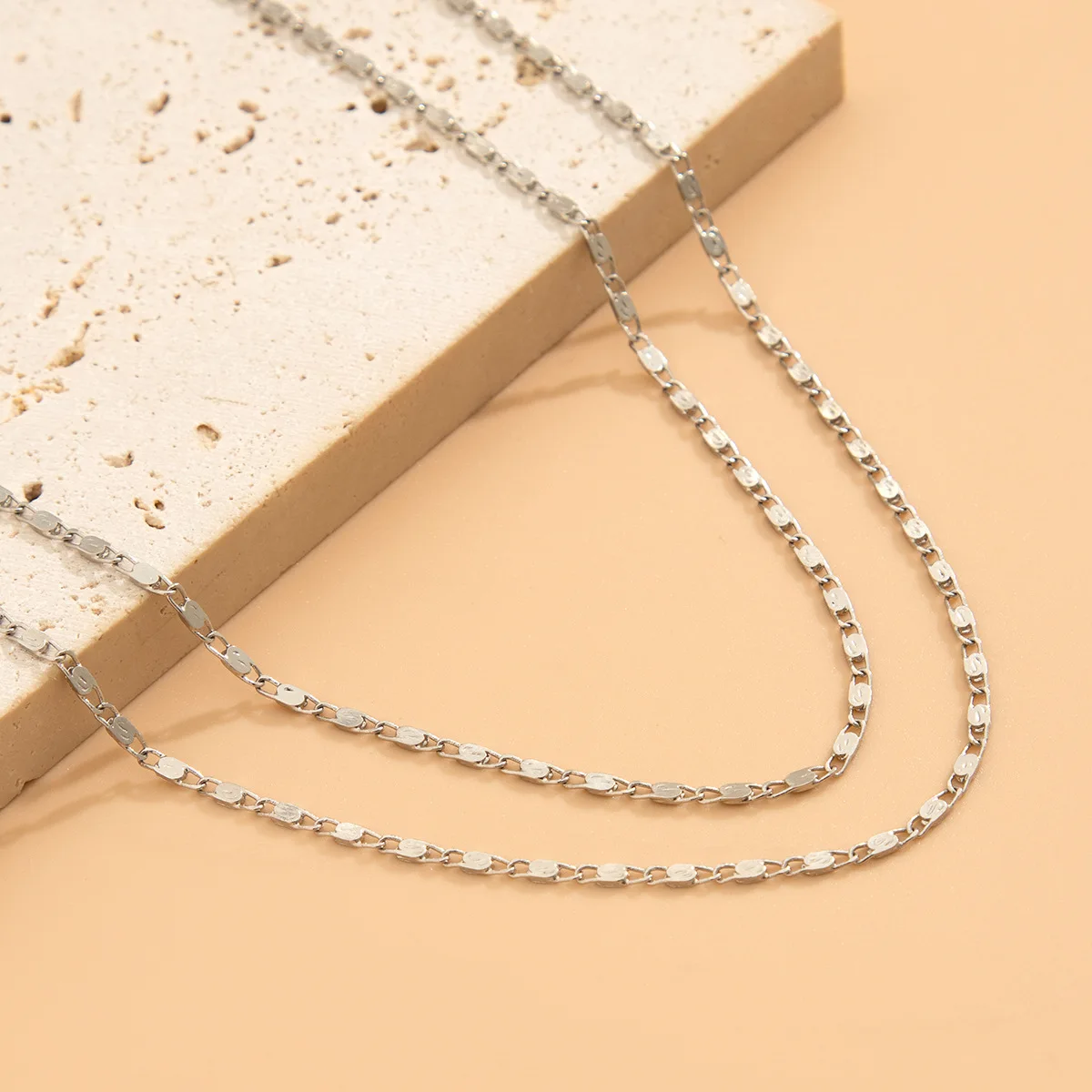 Vintage Y Shaped Sweater Chain Tassel Necklace Women 2024 Simple Creative Gold Color Metal Color Charming Jewelry Girls ﻿