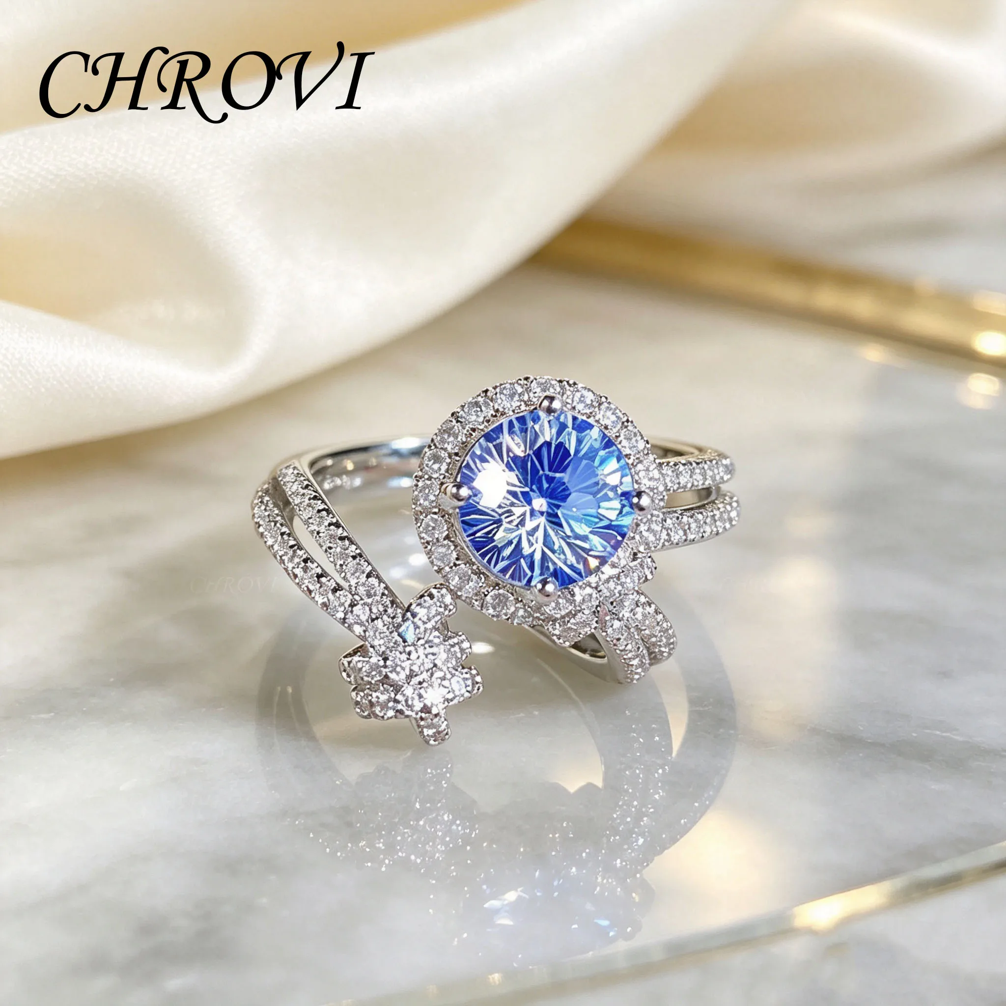 New 925 Sterling Silver Fashion Twist Knot Ring for Women, Stylish Light Luxury High-end Diamond Ring