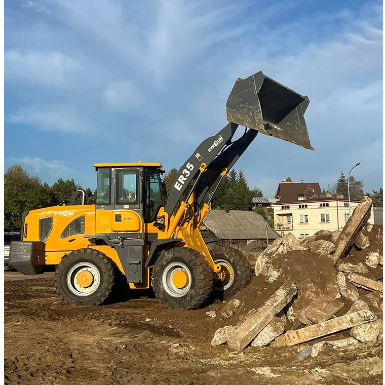 Everun Desain Baru ER35 3000kg Alat Pemuat Roda Artikulasi Depan dengan Bak Kompak untuk Pertanian