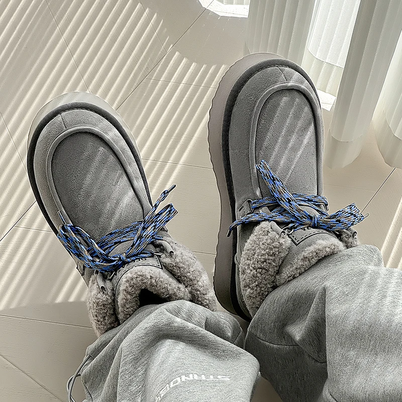 

Women's winter thick soled snow boots for men and women, fashionable and warm shoes with added fleece insulation