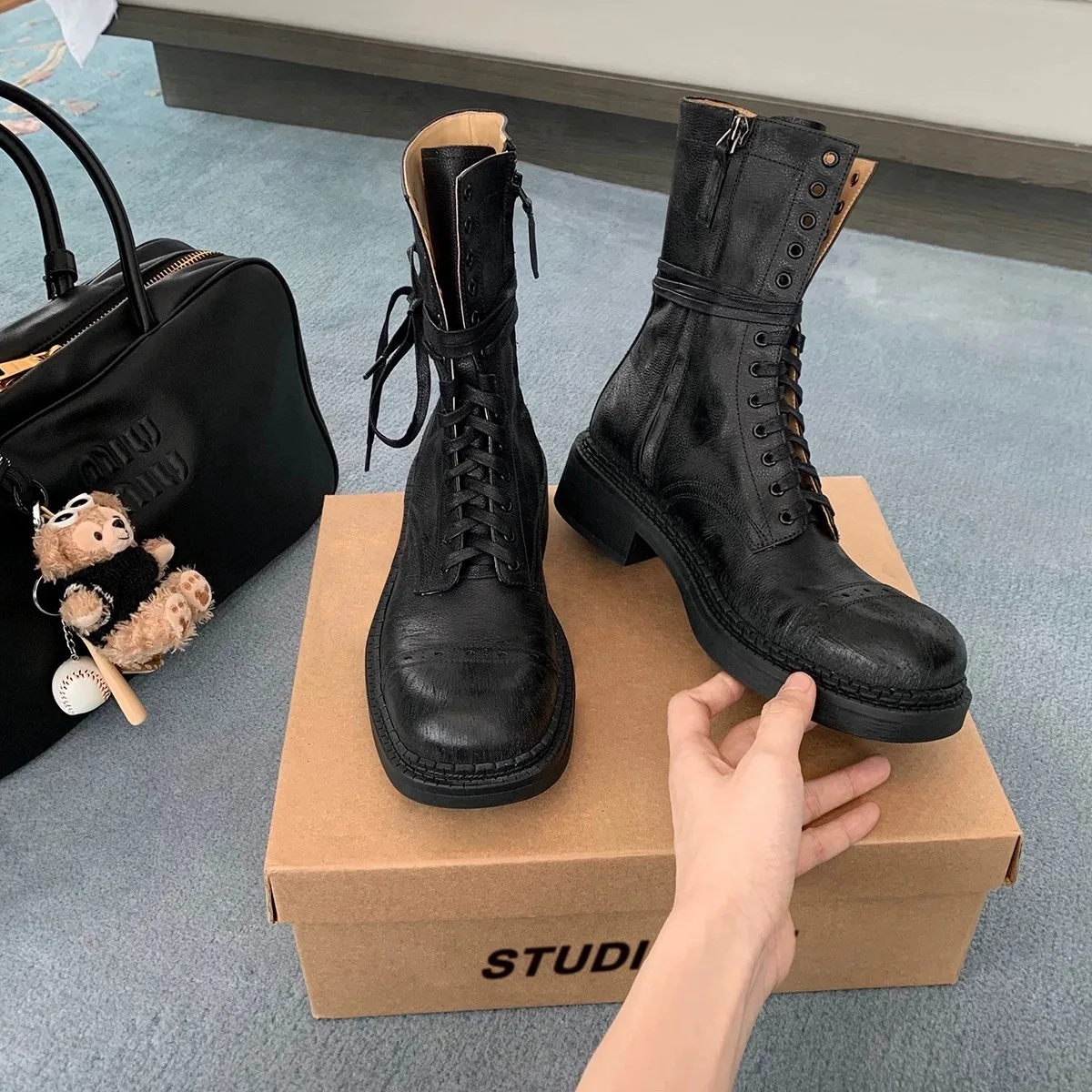 

Retro Belt Buckle Women's Knight Boots 2025 Autumn Round Street Cross Straps Leather Long Boot Black/brown Party Casual Boots