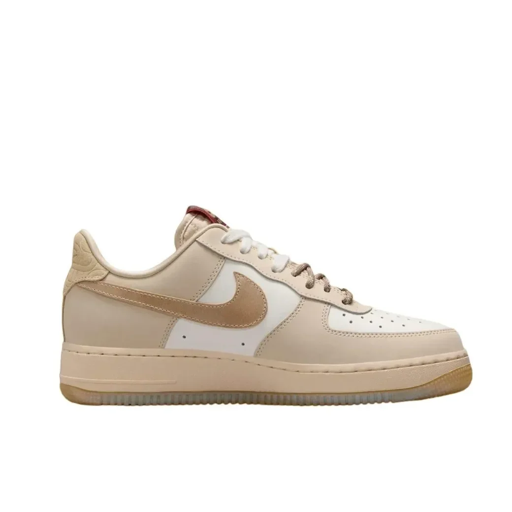 Nike Air Force 1 Low Original Herren- und Damen-Boardschuhe, modische Hundert-Freizeitschuhe, kleiner Haken, Hellbraun