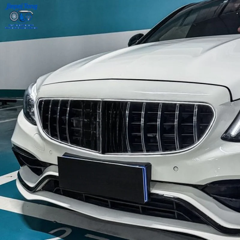 

Suitable for 2019-2021 Mercedes-Benz C-Class W205 modified luminous front grille