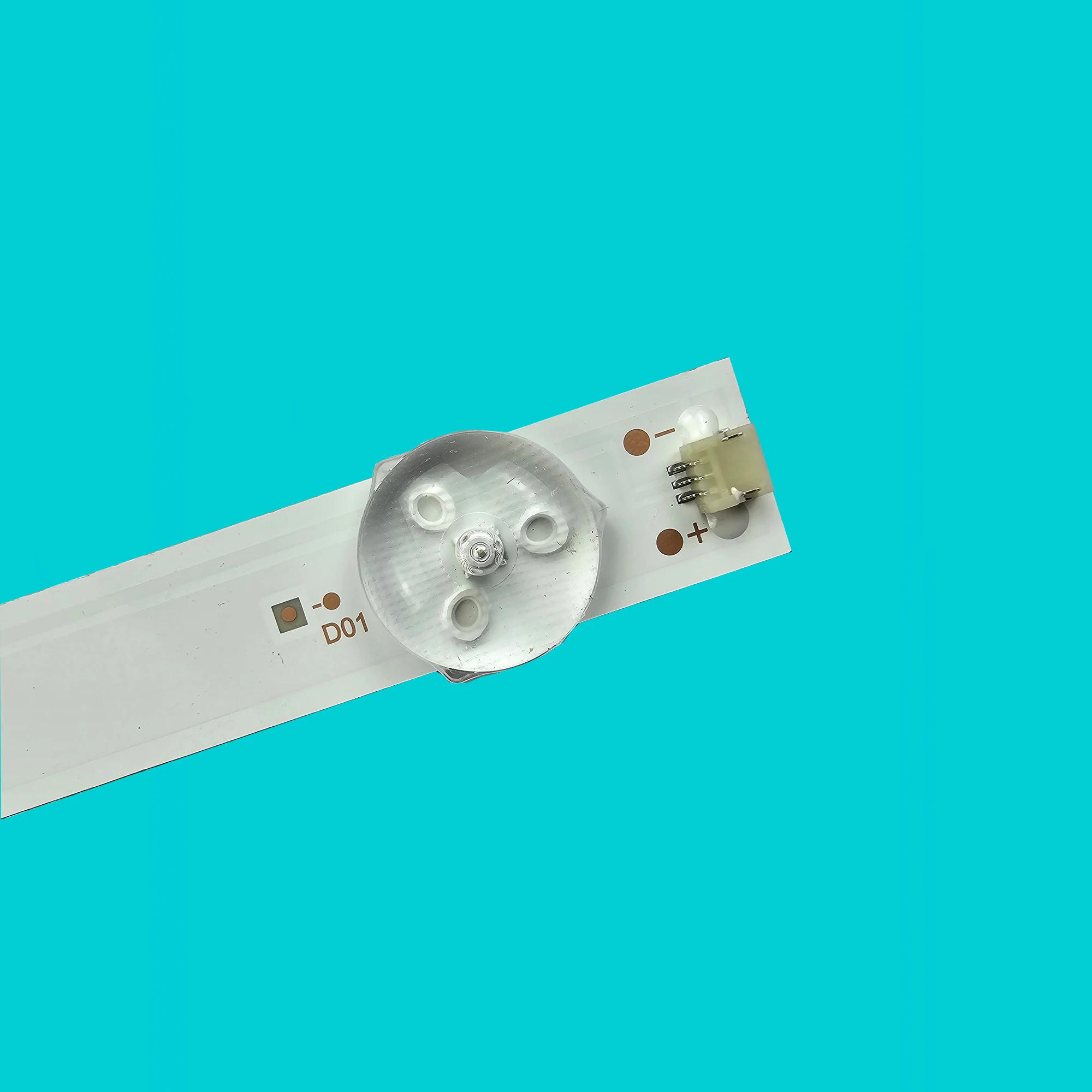 Pasek podświetlenia LED do Tira 5. LEDL9B5V3W4 1.1.09. 000000530 K50DLH8US L10B5V2W4 3.2-3.4V 195-200LM 14000K