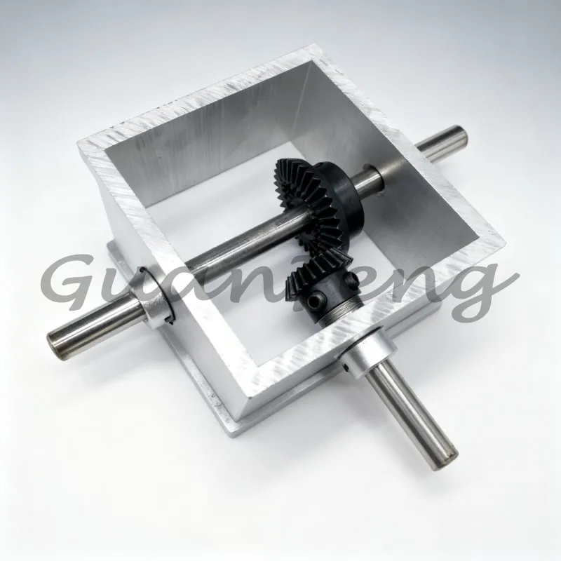 90‑Degree Right‑Angle Bevel Gear Reversing Gearbox 1:2 Hand‑Crank Corner Reducer