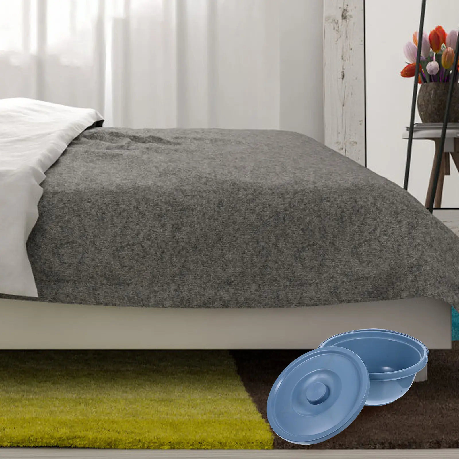 

1Pcs Elder Chamber Pot Spittoon Lid Portable Handle Urine Bucket Household Toilet Pot Portable Elder Pregnant Women Use