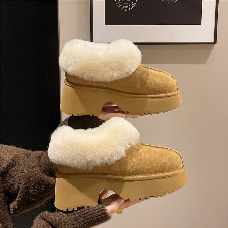 Thick-soled Snow-proof Women's Outerwear 2026 New Winter Padded and Thick Fur Integrated Warm Cotton Shoes