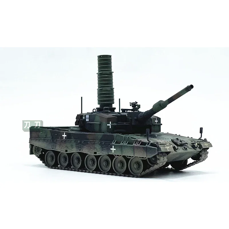 Hot Sale1:72 Scale PVC Plastic Ukraine Leopard 2A4 Main Battle Tank Model Militarized Combat Track Type Adult Souvenir Gifts Toy