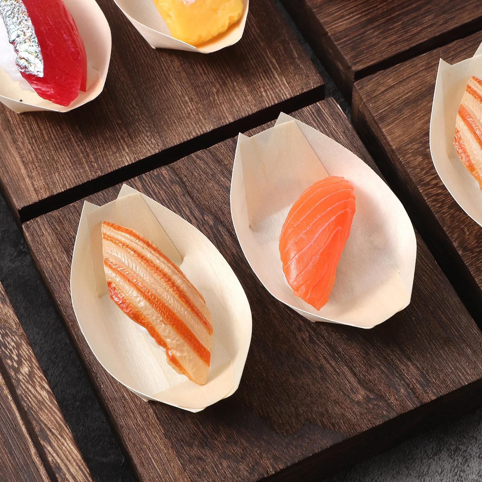

50pcs Mini Wooden Sushi Boat Natural Food-Safe Material Creative Boat Shape Snack Bowl For Home Restaurant Desserts