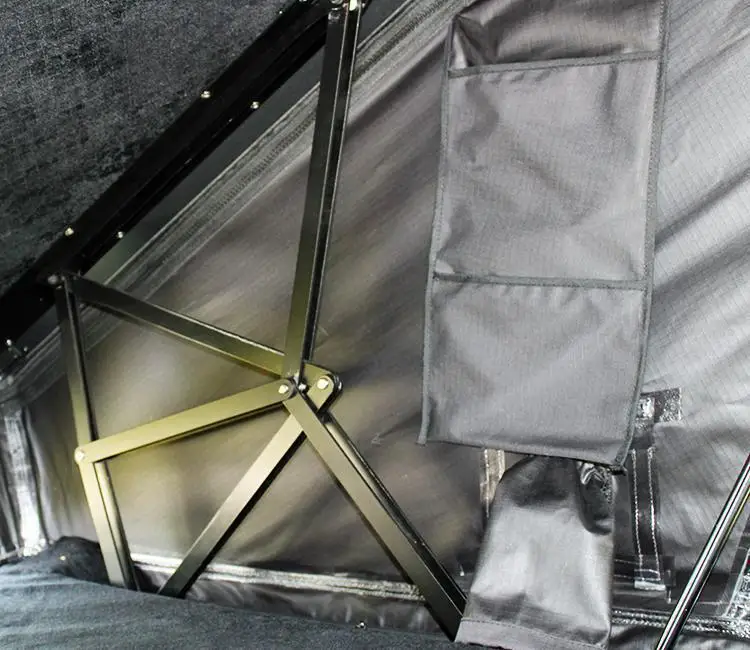 Automatic Hydraulic Open Off-Road Aluminum Shell Hard Top 1.45m High Camping Car Roof Top Tent With Upgrade 40cm Foot Space