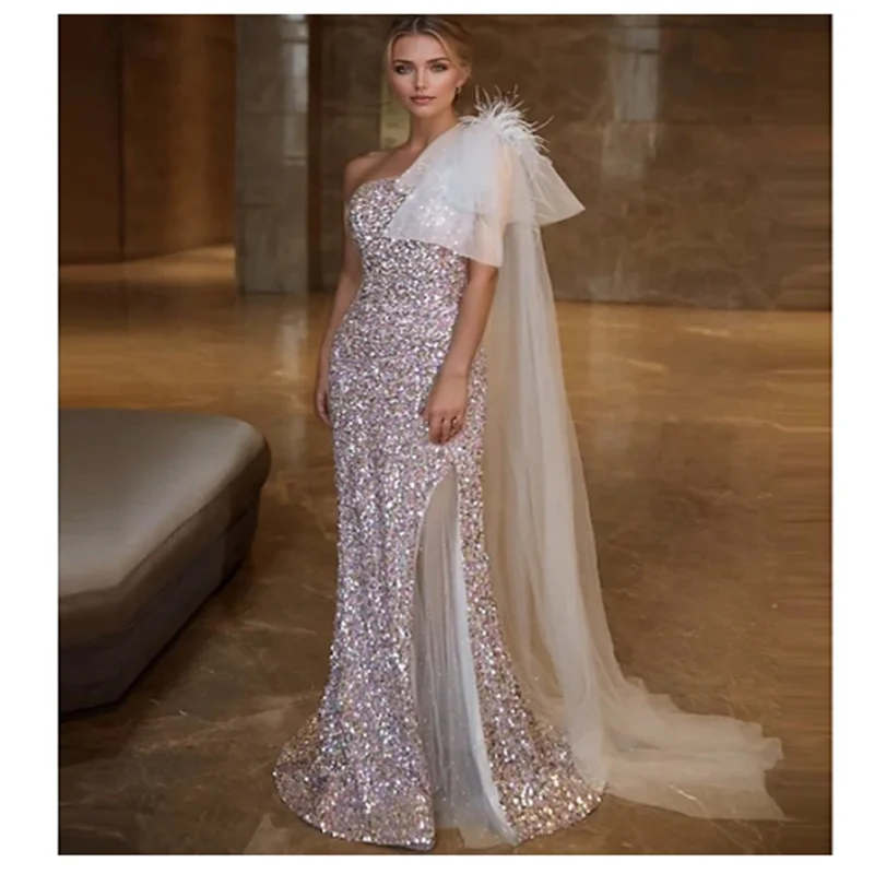 

Русалка/Труба Выпускные платья Элегантное платье Торжественное свадебное платье со шлейфом без рукавов на одно плечо Тюль с блестками из перьев