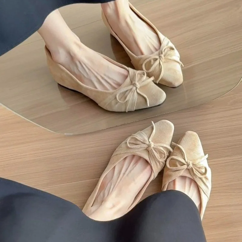 Small People Within The High Pointed Ballet Single Shoes Female Bow Knot Hundred with A Foot Stirrup Shallow Mouth Low Shoes