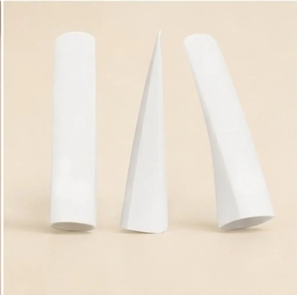 1Pcs Resin Saxophone Reed for Alto Sax Traditional Design Precision Cut Long Service Life Space Saving Sound Quality Enhanced
