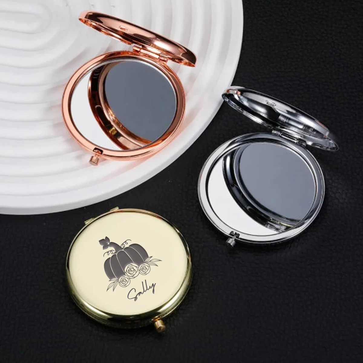 1pc Lovely Pumpkin pattern Personalized Text Pocket Mirror Folding Mirror Round Circle Mirror Birthday Gift