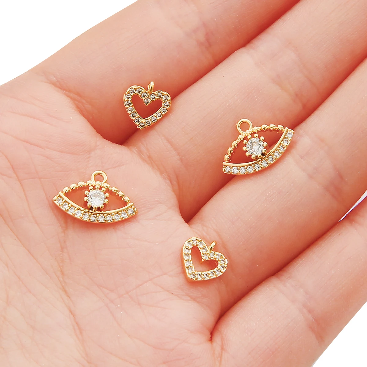 

1Pc 18K Gold Plated 8-14mm Copper with Rhinestone Heart Shape/Eye Charms Diy Handicraft Accessories Findings For Jewelry Making