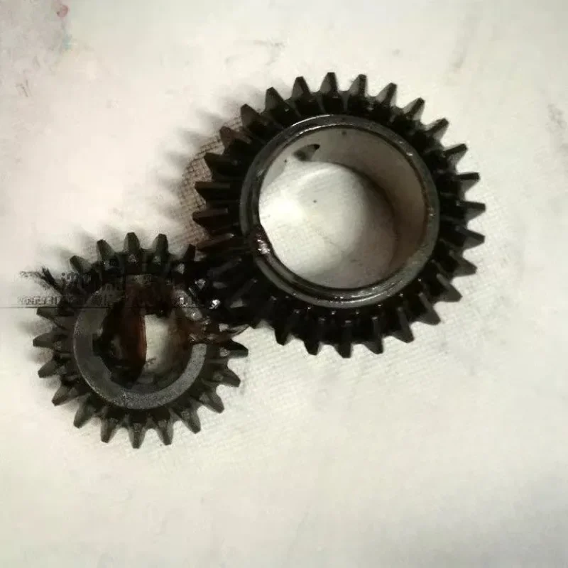 Shenyang Zhongjie boring machine TPX6111B 23320A 27352A bevel gear, cone Z36 Z28 M2