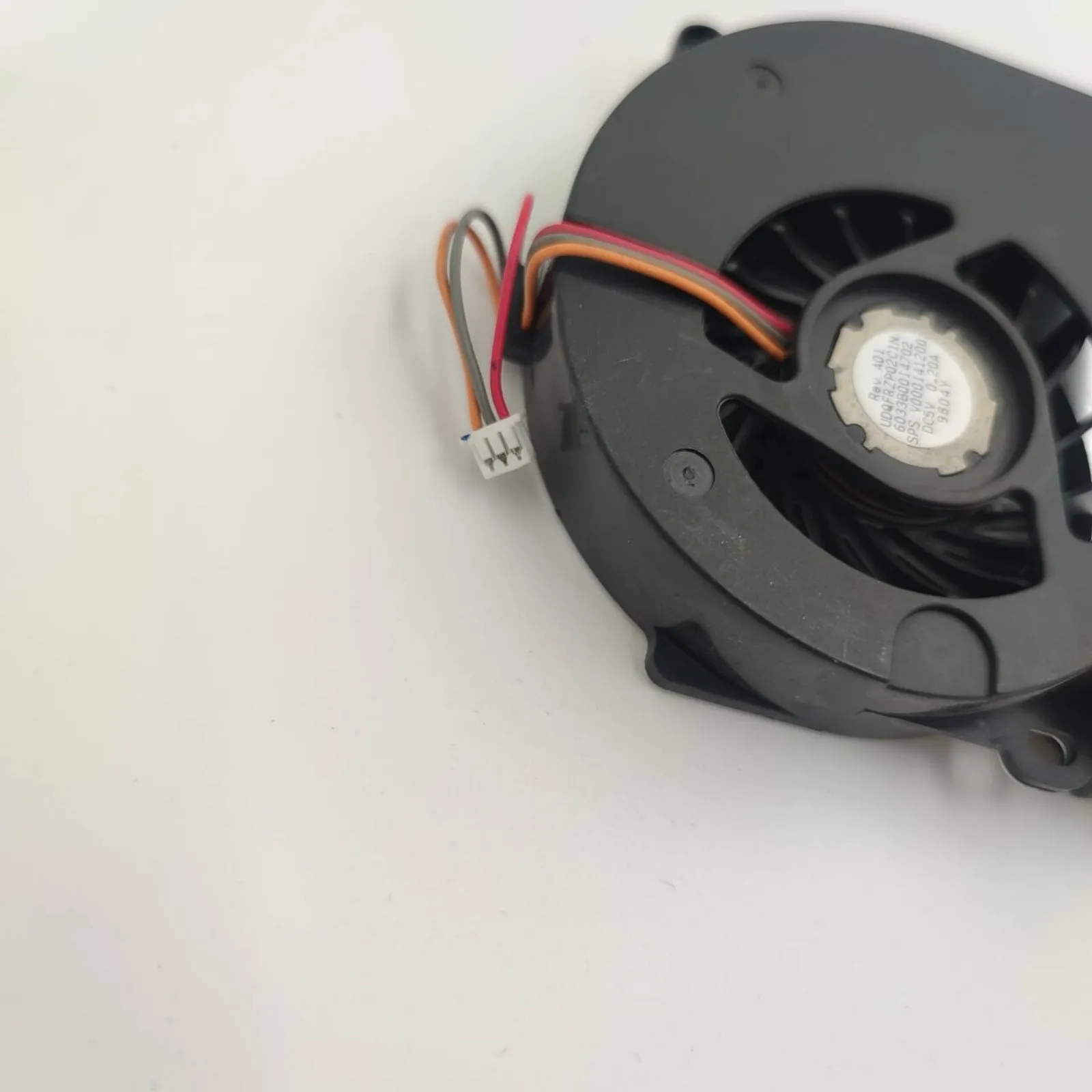 for Toshiba Satellite L510 L511 L515 L517 L526 L500D Laptop CPU Cooling Fan