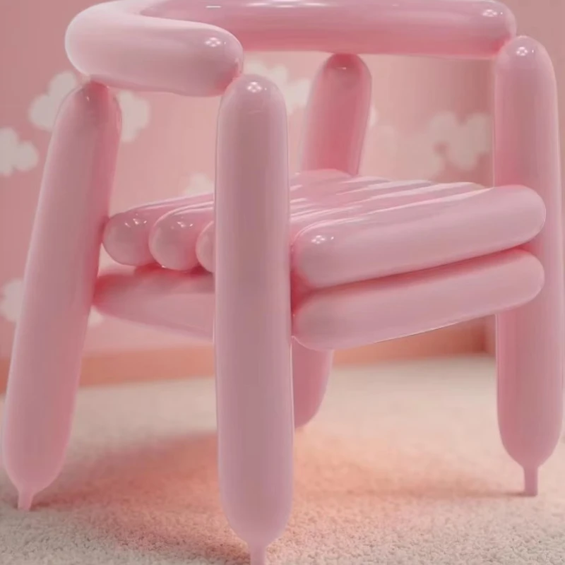 

Modern fiberglass lounge chair ideas celebrate blow-molded glass profiles