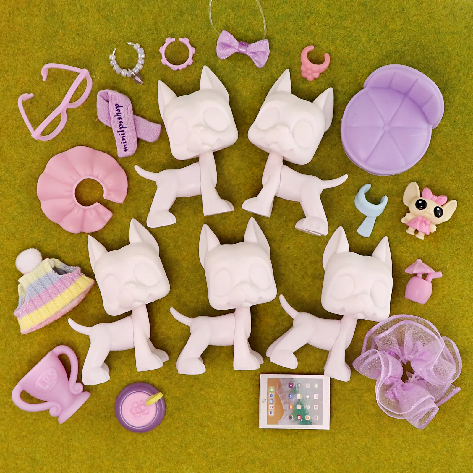 

﻿ Minilpsshop Bobble Head Toys Animal 5pcs Great Dane White Base And Accessories Painting Toys Gifts for Children for lps